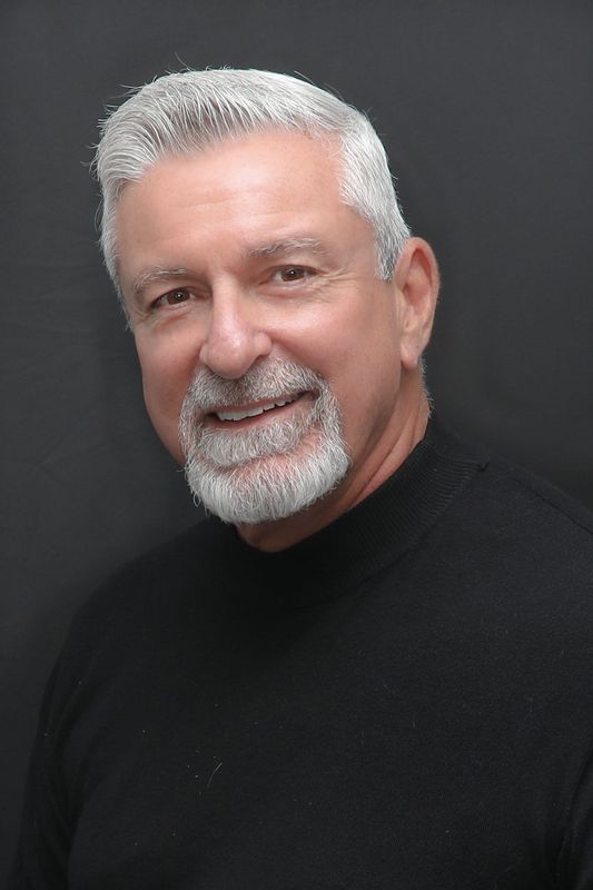 Project Pride SRQ board has named Tom Edwards as the organization’s new executive director. Edwards officially took the helm on August 4.