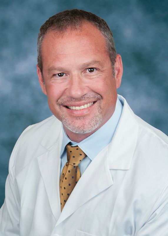 Jonathan Hoffberger, DO, director of minimally invasive cardiac surgery at Sarasota Memorial Hospital, was ranked No. 20 in the nation for cardiothoracic surgery in Newsweek’s 2025 list of “America’s Leading Doctors.”