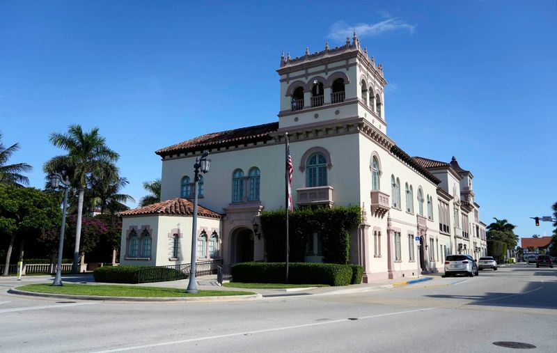Palm Beach Town Hall.