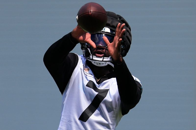Jacksonville Jaguars wide receiver Brian Thomas Jr. (7) catches a pass during an NFL training camp session at the Miller Electric Center, Friday Aug. 15, 2025 in Jacksonville, Fla. [Corey Perrine/Florida Times-Union]