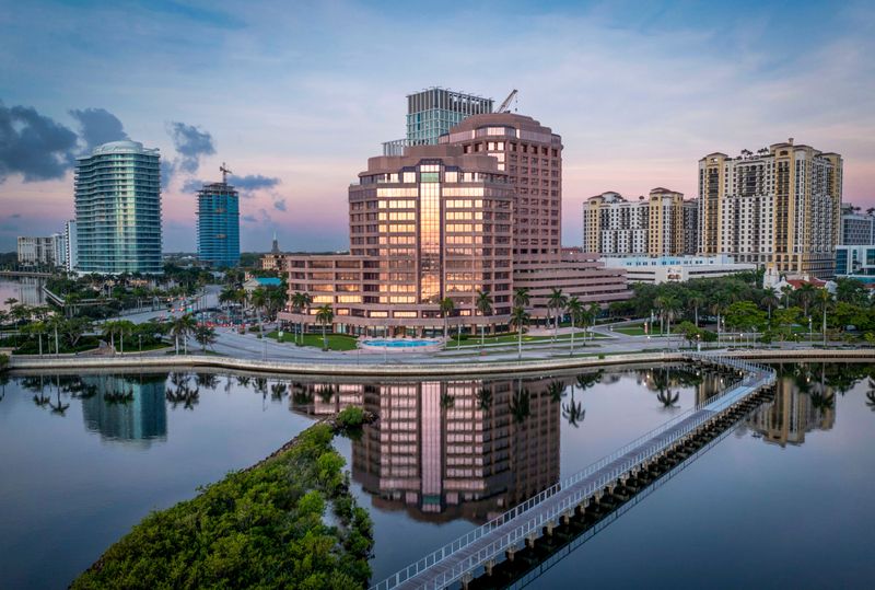 Have questions about HOA or condo laws? We have answers.
