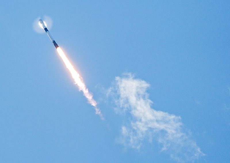 A SpaceX Falcon 9 rocket lifts off from Cape Canaveral Space Force Station, FL September 3, 2025. The rocket is carrying 28 Starlink internet satellites. Craig Bailey, FLORIDA TODAY via USA TODAY NETWORK