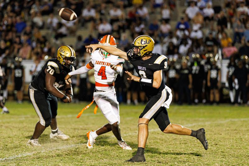 Buchholz Bobcats player Andrew Whittemore (9) throws the ball against the Eastside Rams during the first half at Citizens Field in Gainesville, FL on Friday, September 5, 2025. [Matt Pendleton/Gainesville Sun]