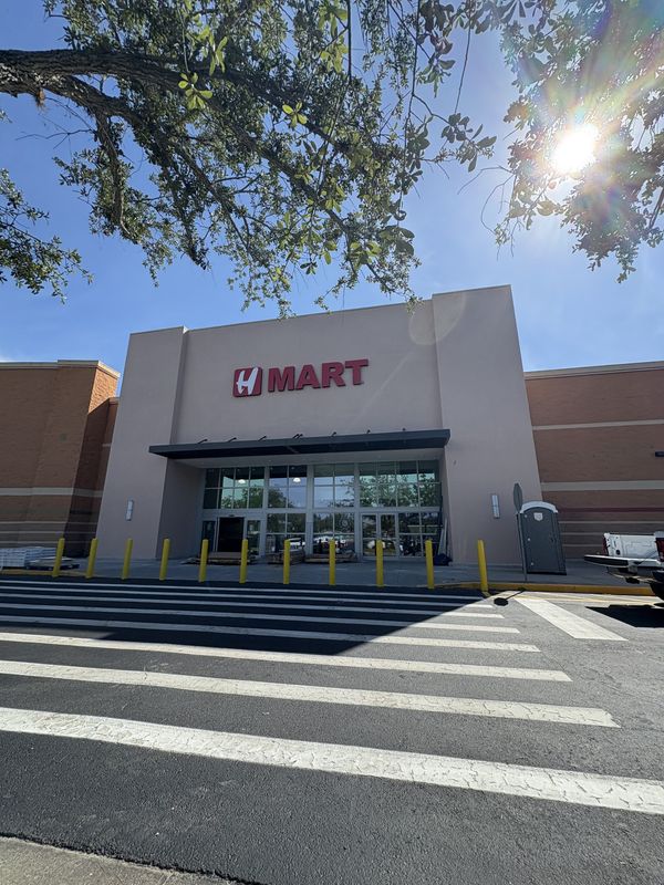 H Mart is opening up its first store in Florida on Thursday, Sept. 25, 2025 in Orlando. H Mart is the largest Asian grocery chain in the United States.