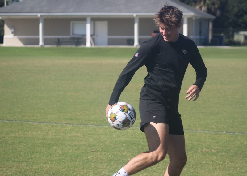 Jacksonville Jaguars kicker Cam Little juggles the ball at Sporting Jax women's soccer practice on Sept. 16, 2025. [Clayton Freeman/Florida Times-Union]