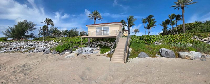 A rendering shows a new beach cabana proposed by casino-and-resort mogul Steve Wynn for the beach opposite his Palm Beach estate. The design did not make a splash with the town's Architectural Commission on its initial review of the project.