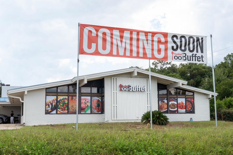 The new 100 Buffet restaurant at 19 North Navy Blvd. in Pensacola on Sept. 29, 2025.