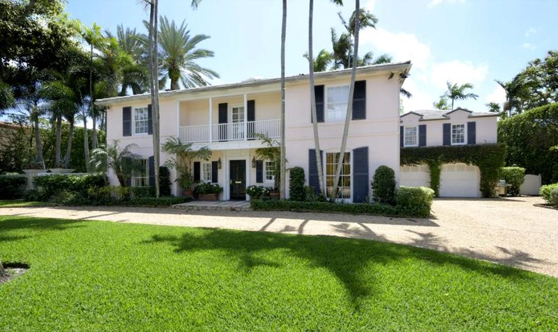 Built in 1950, a house at 218 El Brillo Way in Palm Beach's Estate Section has changed hands for a recorded $17.7 million after being owned by the same family since 1997.