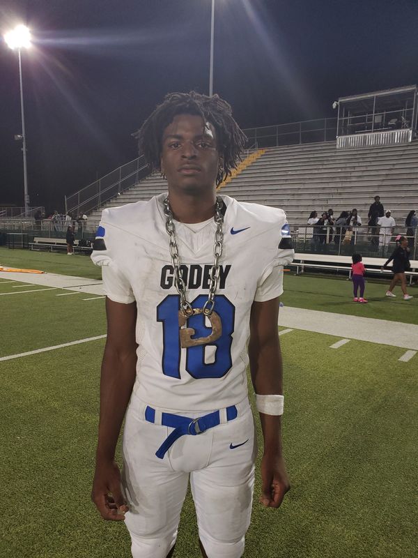 Lazarus Chambers leads Godby football to 30-28 victory over Lincoln on Friday, Oct. 24, 2025.