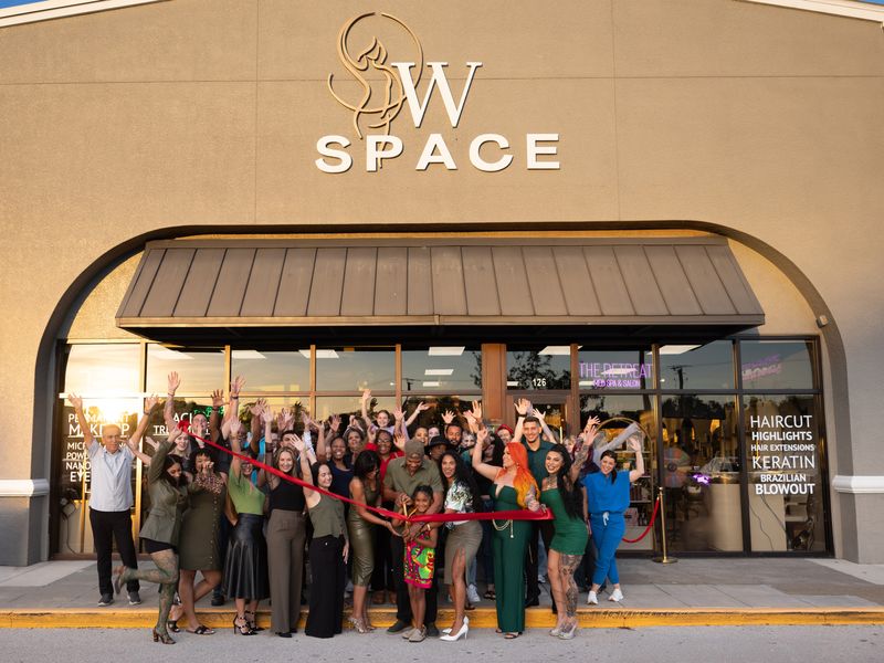 The Retreat at W Space celebrated its official grand opening on Dec. 10, welcoming the community to its new home at 3300 Bonita Beach Road SW, Suite 126, Bonita Springs.