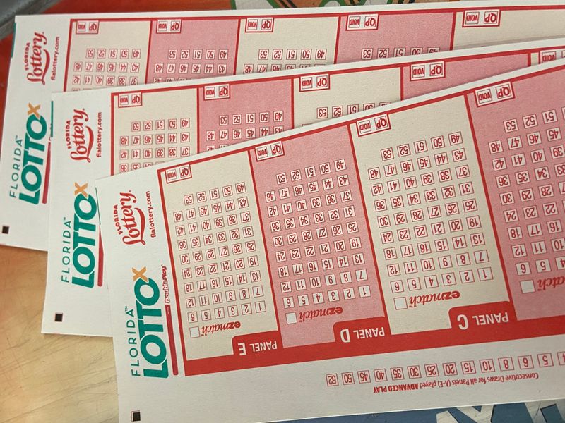 The Florida Lottery draw game Florida Lotto has two drawings a week, 11:15 p.m. ET Wednesdays and Saturdays, including holidays.