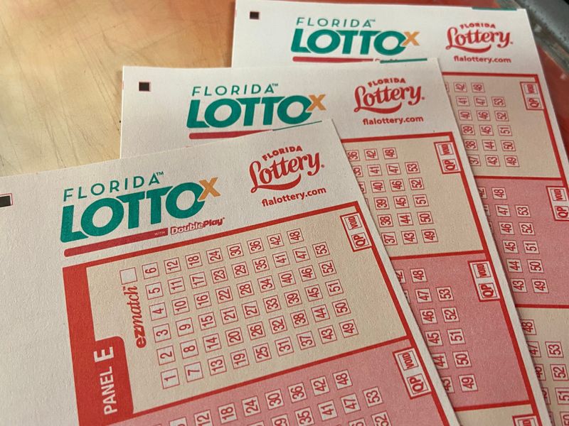 The Florida Lottery draw game Florida Lotto has two drawings a week, 11:15 p.m. ET Wednesdays and Saturdays, including holidays.