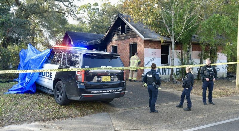 Pensacola police and firefighters respond to a fire Dec. 17 at an abandoned Cervantes business that resulted in at least one death.