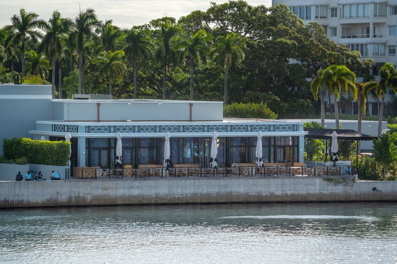 Tutto Mare restaurant is expected to open Jan. 2 in a building facing the Intracoastal Waterway at the Royal Poinciana Plaza in Palm Beach.