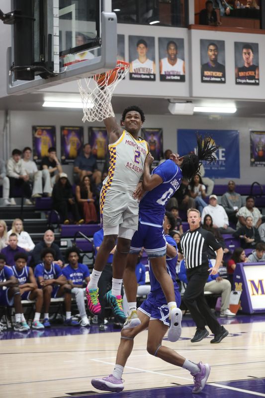 Scenes from Montverde Academy's win over IMG Academy on Jan. 7, 2025