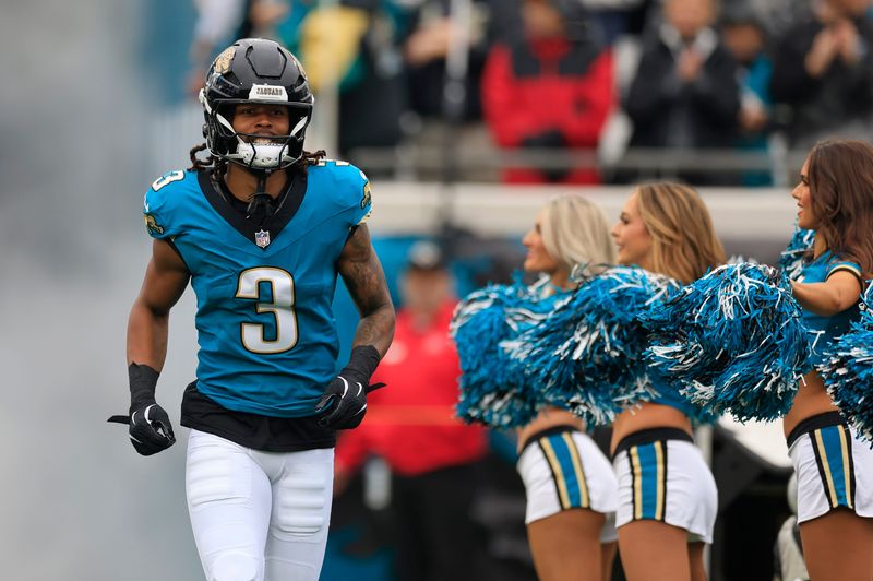 Jacksonville Jaguars wide receiver Jakobi Meyers (3) runs on the field before an NFL football matchup at EverBank Stadium, Sunday, Jan. 4, 2026, in Jacksonville, Fla. The Jaguars defeated the Titans 41-7, capturing the AFC South title. [Corey Perrine/Florida Times-Union]