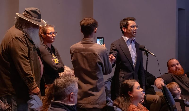James Fishback, a candidate for Florida governor, questions representatives of Stonebridge during a town hall Jan. 29 at Fort Meade Middle-Senior High School.