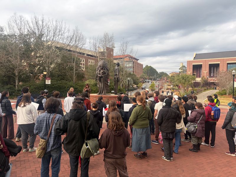 YDSA rally on FSU campus for an end to cooperation with ICE.