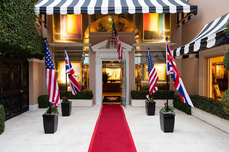 Findlay Galleries, 165 Worth Ave. in Palm Beach, from Feb. 21-28 will host "Rare Gemstones & New Creations," a showcase of work by renowned British jeweler Pragnell in support of The King's Foundation.