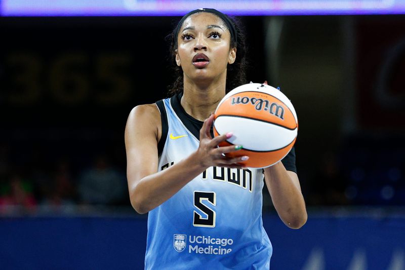 Angel Reese had a double-double against Puerto Rico.