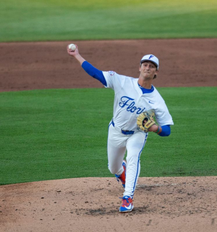 Florida pitcher Luke McNeillie (9)] pitches in relief for Florida as they matched up against Florida State, March 10, 2026, at Condron Family Ballpark in Gainesville, Florida. [Cyndi Chambers/ Gainesville Sun] 2026