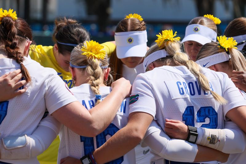 Florida gets ready to play Tennessee during a NCAA softball game at Katie Seashole Pressly Stadium in Gainesville, FL on Saturday, March 21, 2026. Florida won 5-2[Alan Youngblood/Gainesville Sun]