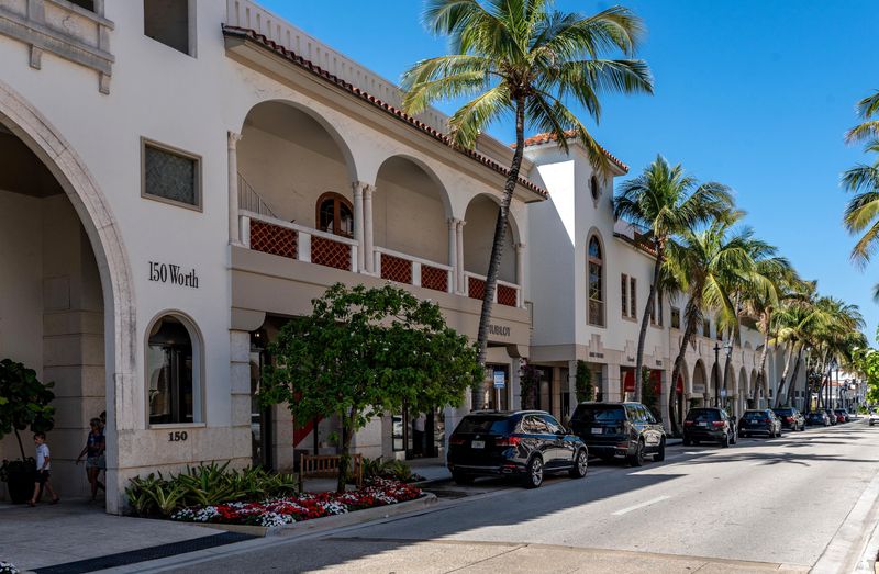 The Esplanade, a luxury shopping center at 150 Worth Ave. in Palm Beach, has been purchased by Reuben Brothers and Crown Onyx Investments for an undisclosed price.