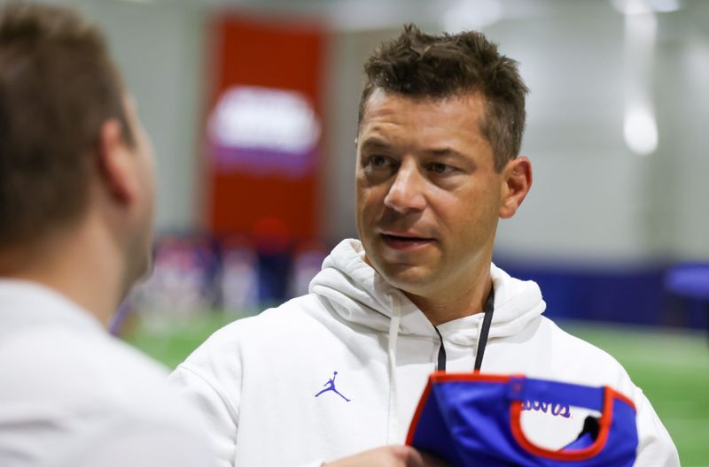 Florida head coach Jon Sumrall talks on the sideline during spring practice at Sanders Practice Fields in Gainesville, FL on Tuesday, April 7, 2026. [Alan Youngblood/Gainesville Sun]
