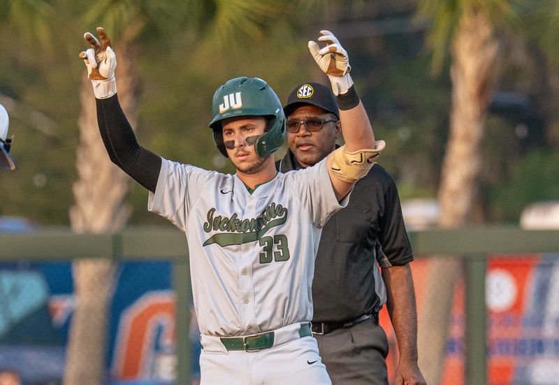 Jacksonville University junior Derek Bermudez had an RBI double in the Dolphins' 7-5 victory over the Florida Gators on April 21, 2026, in Gainesville.