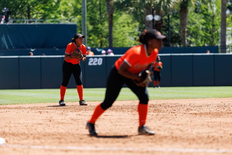 May 15, 2026; Gainesville, FL, USA; Florida A&M Rattlers utility Amari Brown (25) waits for the pitch against the Florida Gators during the second inning at Katie Seashole Pressly Stadium. Mandatory Credit: Matt Pendleton-Imagn Images