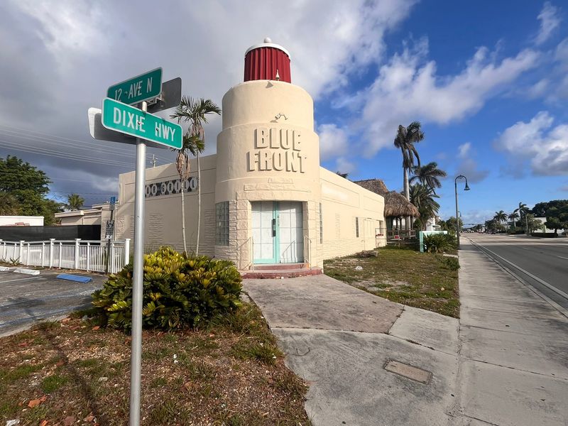The Blue Front Bar and Grill building, at 1132 North Dixie Highway, seen here on May 19, 2026, has been closed since 2018.