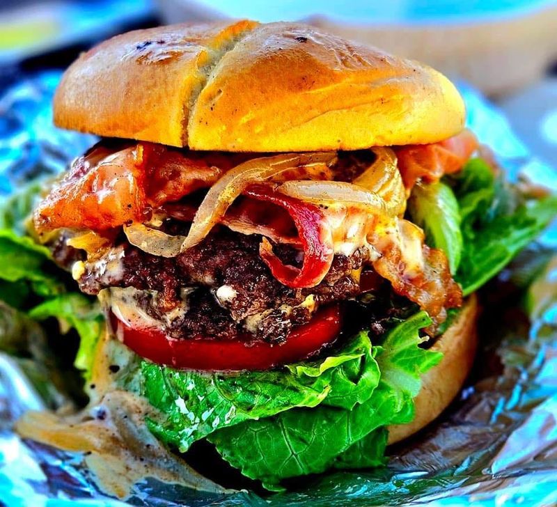 Stoney Toney's titular specialty is a big bang for the buck; the least expensive we've encountered, set up at Steve's Package & Liquor Lounge in Leesburg.