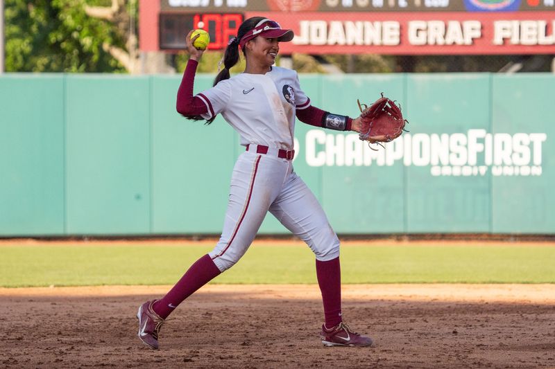 Florida State shortstop Isa Torres makes a play during the win over Florida on Wednesday, April 2, 2025, in Tallahassee.
