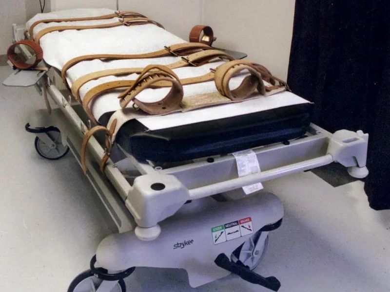 A gurney in Florida's lethal injection execution chamber is seen in this undated handout photo.