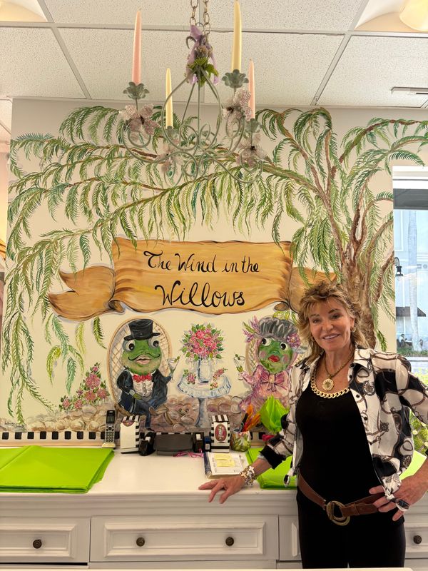 Wind in the Willows is moving off Fifth Avenue South in downtown Naples. But it's not going far, moving a few doors down in the same building.