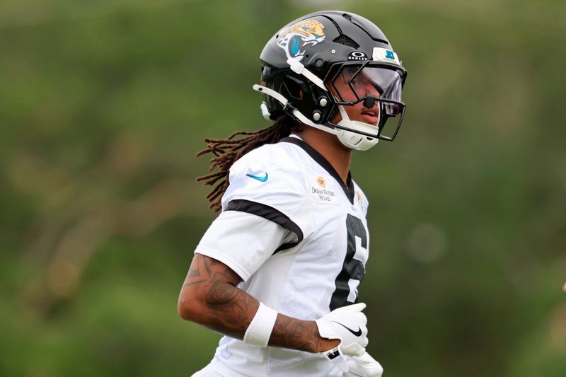 Jacksonville Jaguars safety Antonio Johnson (6) runs during the first day of minicamp at the Miller Electric Center, Tuesday, June 9, 2026, in Jacksonville, Fla.