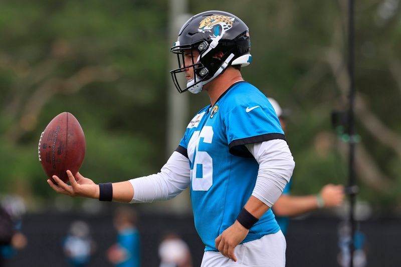 Jacksonville Jaguars long snapper Ross Matiscik (46) practices during the first day of minicamp at the Miller Electric Center, Tuesday, June 9, 2026, in Jacksonville, Fla.