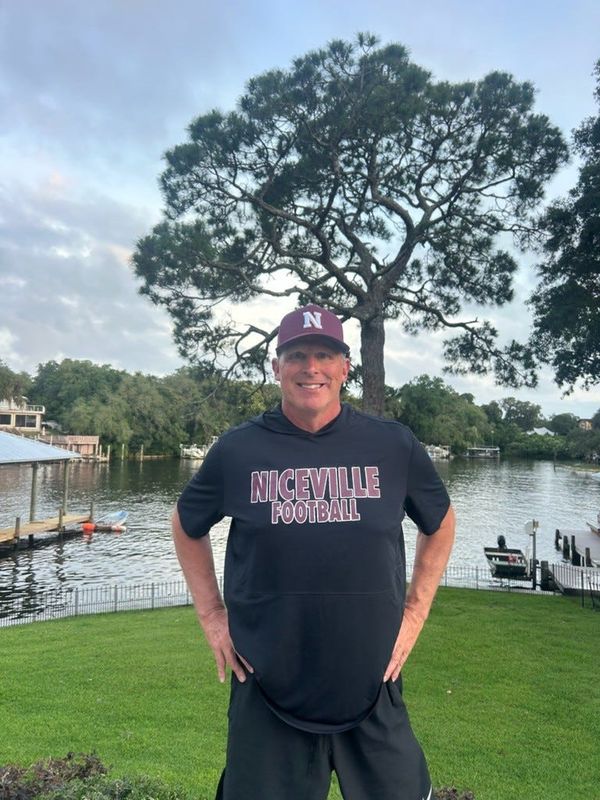 Greg Thomas will coach the offensive line at Niceville.