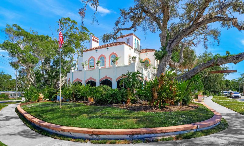 La Hacienda Del Puesta Sol, or “The Estate of the Setting Sun,” located at 2830 Bay Shore Circle is for sale at $1.75 million and being marketed as a “historic handyman special."