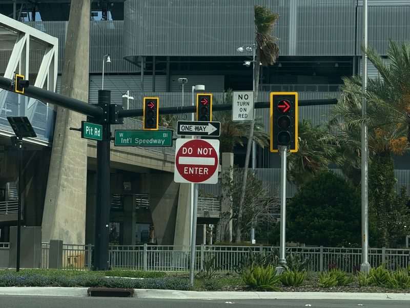 No right turn signs at a Daytona Beach, Florida, intersection on June 6, 2026.