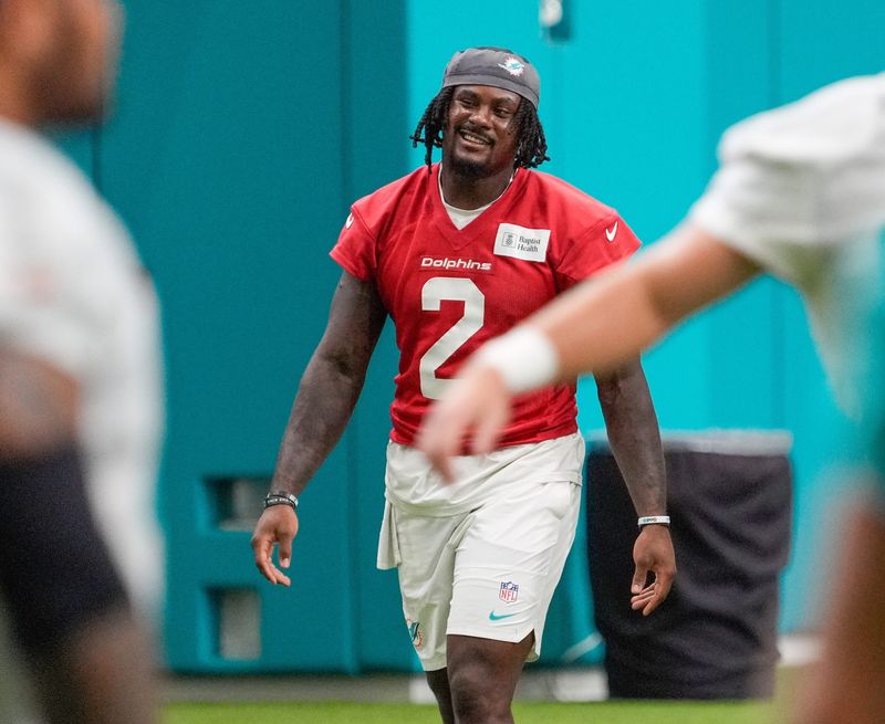 Miami Dolphins quarterback Malik Willis (2) warms up at training camp at Baptist Health Training Complex, Sunday, August 2, 2026 in Miami Gardens, FL.