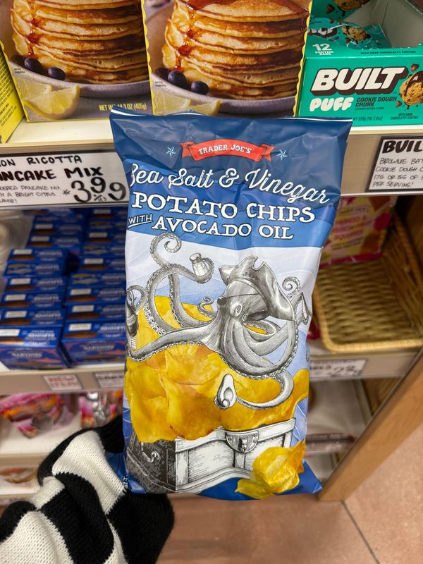 Sea salt & vinegar potato chips ($2.99)