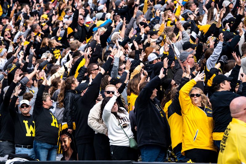 Iowa football's 'Hawkeye Wave' wins best college sports tradition for ...