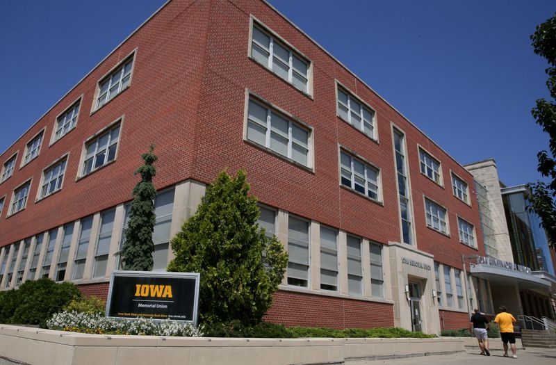 The University of Iowa's Memorial Union will host a student debate between capitalists and communists on Wednesday, April 1.