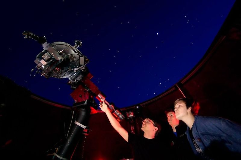 See the stars in the sky like never before with Public Observing Night at Van Allen Hall.