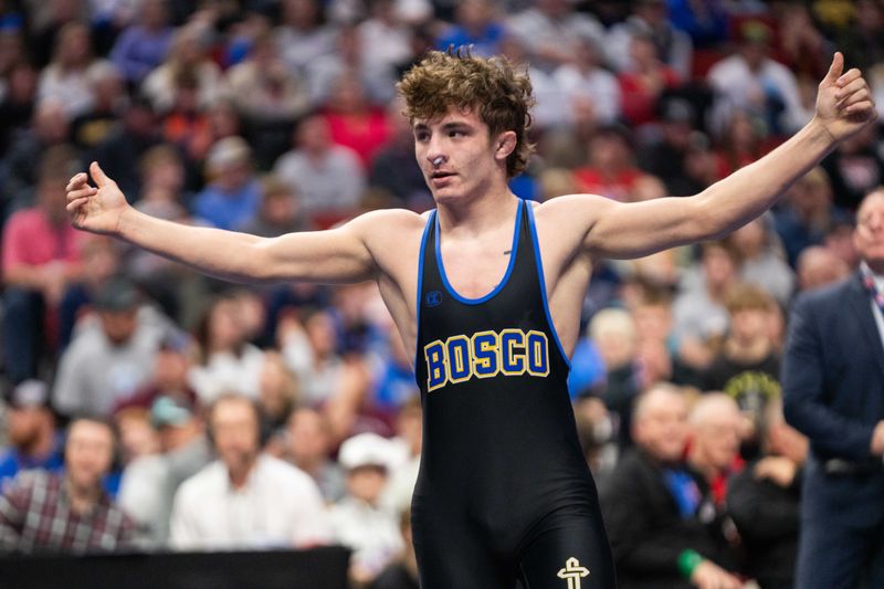 Don Bosco's Dawson Youngblut wins over Alburnett's Preston Klostermann at 138 lbs during the Class 1A state wresting final on Saturday, Feb. 22, 2025, at Wells Fargo Arena in Des Moines.