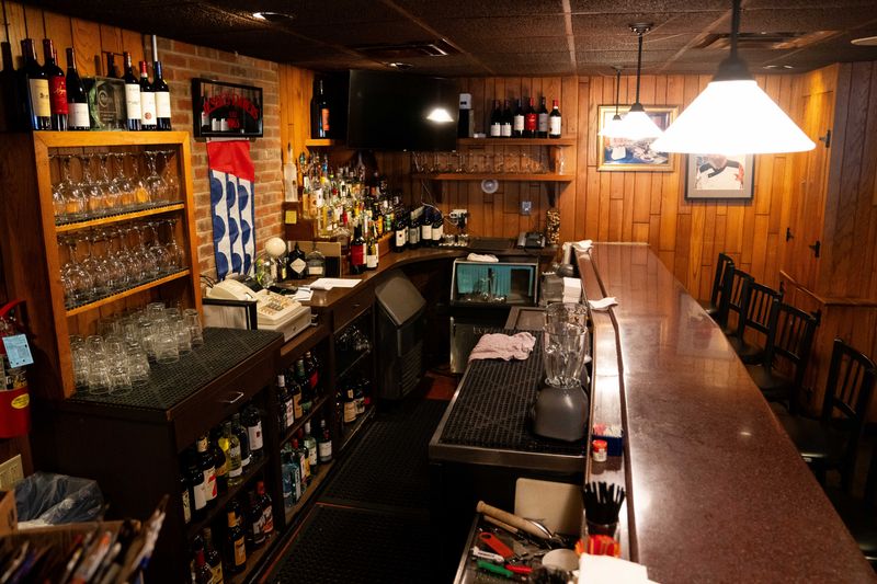 The bar at Jesse's Embers offers ice cream drinks such as Pink Squirrels, Brandy Alexanders and Grasshoppers.