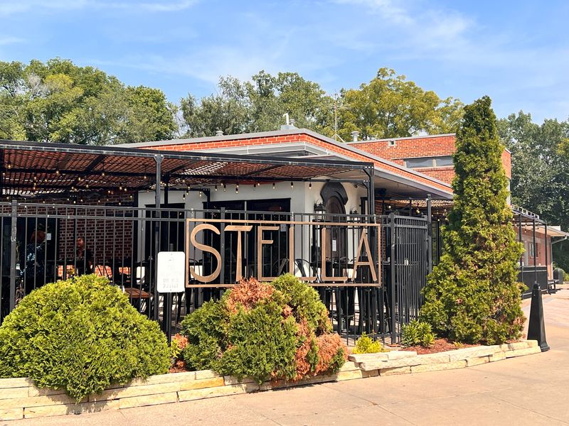 Stella located on 1006 Melrose Ave. in Iowa City offers burgers, sandwiches, pizza ad Cajun dishes.