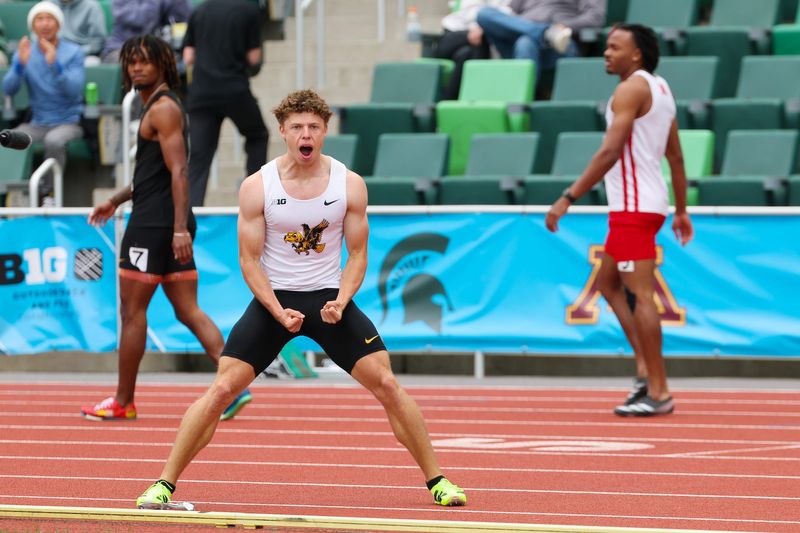 Iowa’s Kalen Walker wins the Men’s 100 Meter Dash event during the 2025 Big Ten Outdoor Track and Field Championships at Hayward Field in Eugene, Oregon on Sunday, May 18, 2025. (Stephen Mally/hawkeyesports.com)