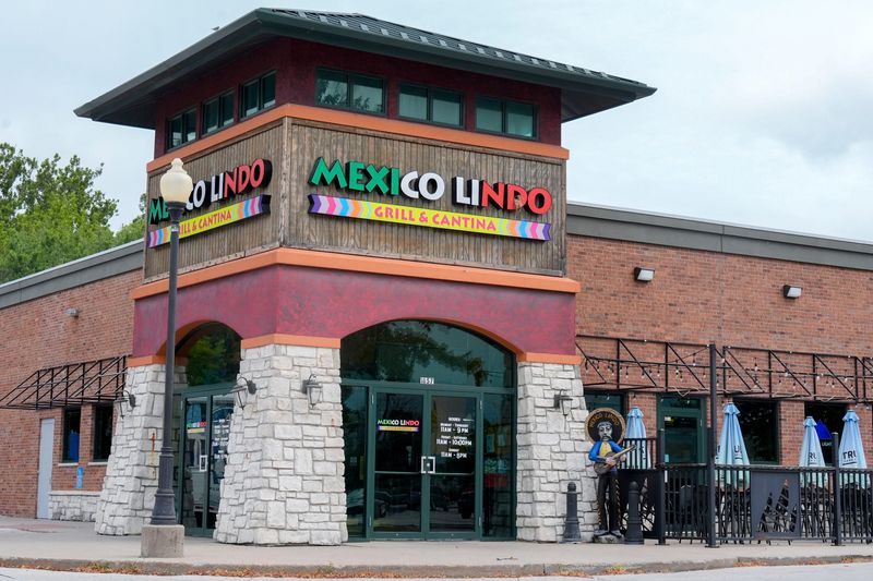 Mexico Lindo Grill & Cantina is pictured July 17, 2025 at 1857 Lower Muscatine Road in Iowa City, Iowa.